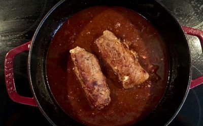 Sanft geschmorte Kalbsröllchen mit Frischkäse & Pesto