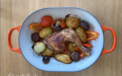 Hühnerschenkel mit Ofengemüse. Lecker kochen für Singles