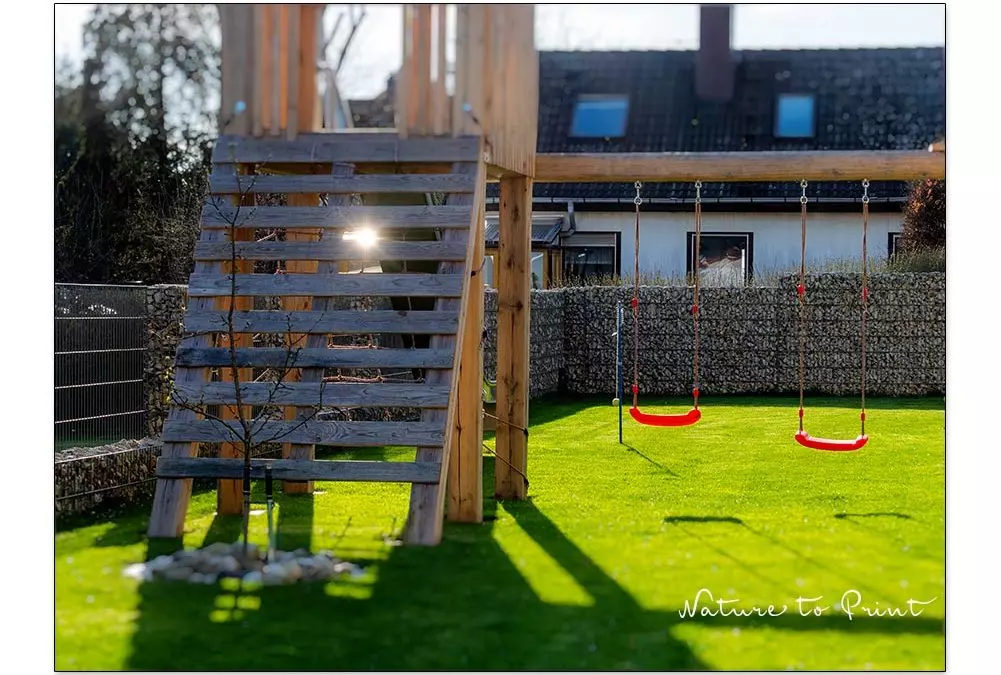 Ein Kunstrasen ist ideal für spielende Kinder