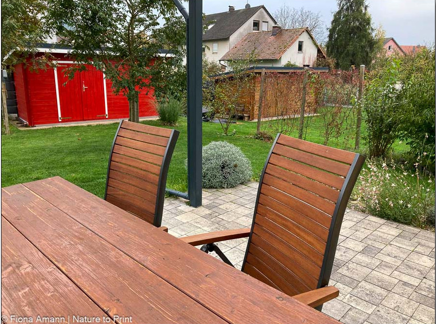 Persönliche Gartenmöbel einer Familie